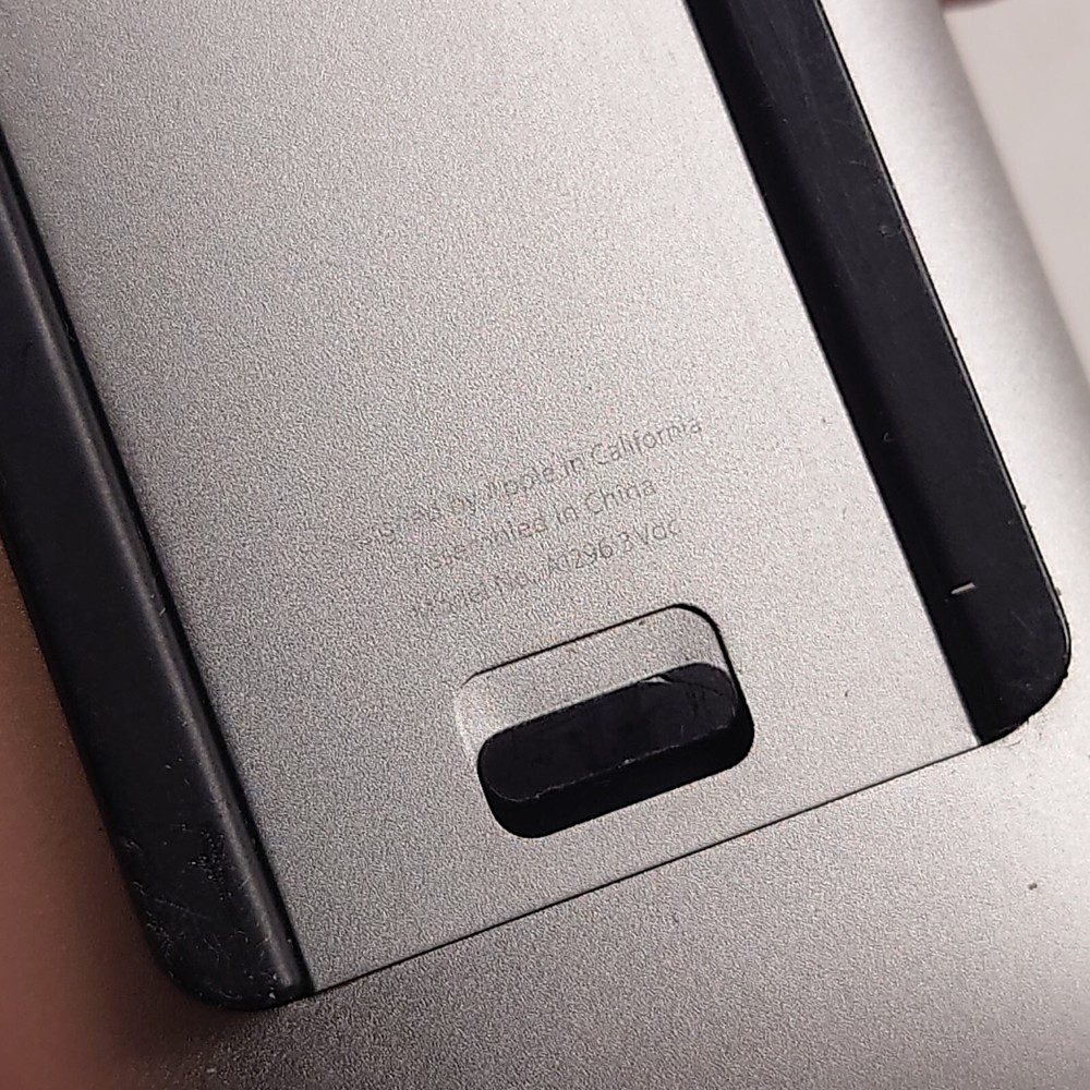 GENUINE Apple Bluetooth Wireless Multi-Touch Magic Mouse A1296 - Free Shipping!