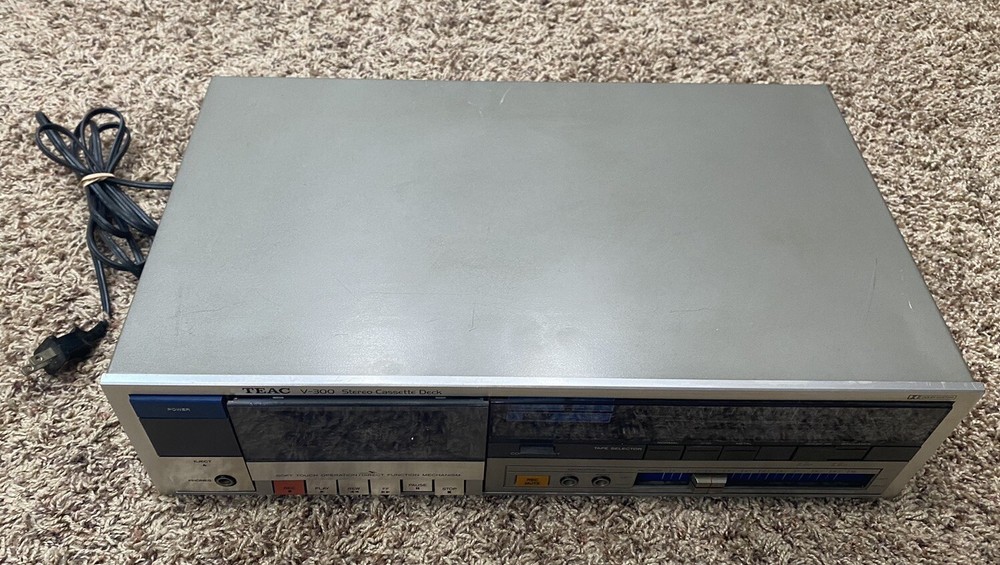 Vintage TEAC V-300 Stereo Cassette Deck