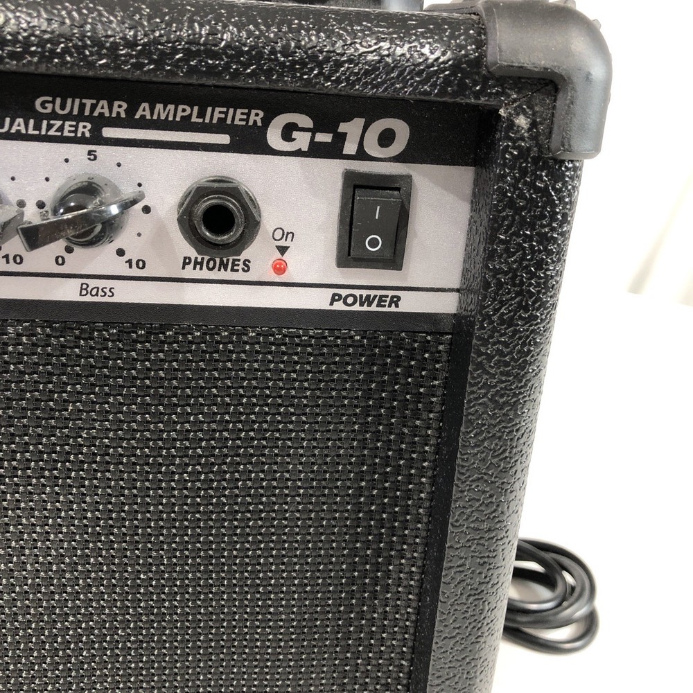 Rogue G10 10W Guitar Amplifier Powers On. With Cord!