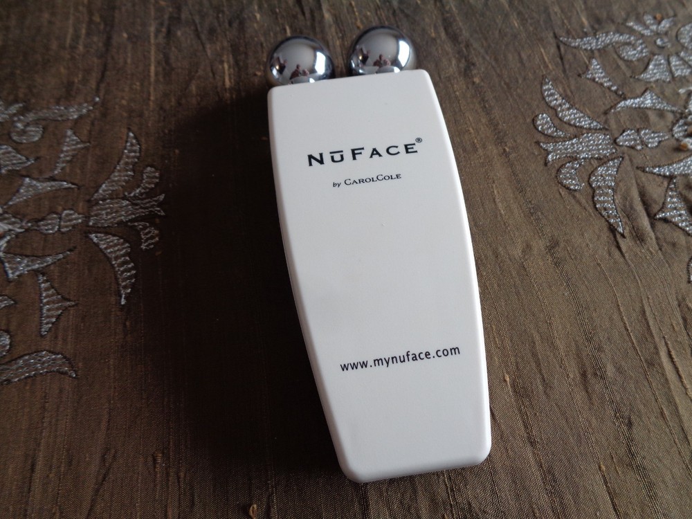 NuFace Microcurrent Facial Toning Device