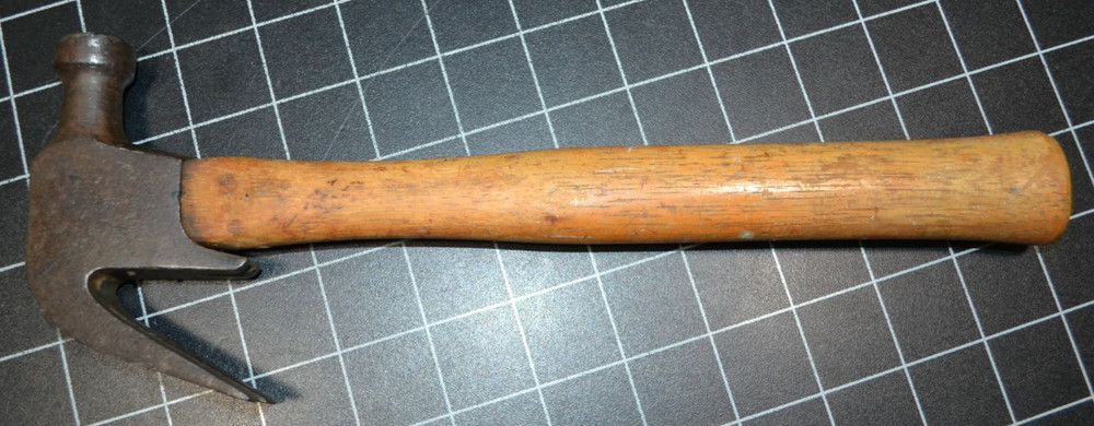 DOUBLE CLAW HAMMER - ALL ORIGINAL - PARTIAL LABEL ON HANDLE