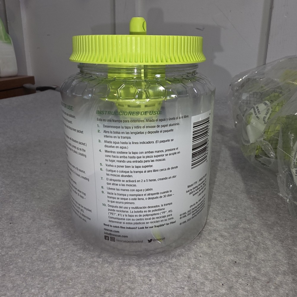 Outdoor Disposable Hanging Fly Trap - 13 Traps