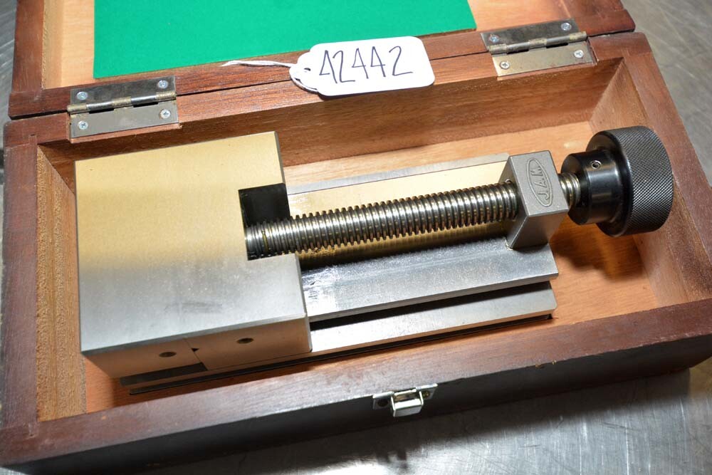 Japan Automatic Machine Co. Precision Vise (Inv.42442)