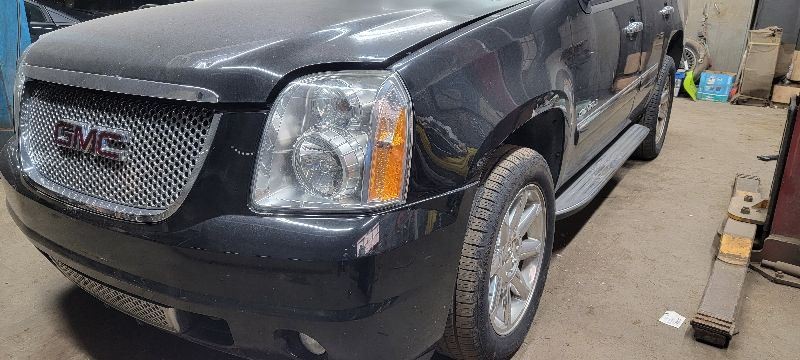 2014 GMC Yukon Camera/Projector Left Driver Radar Unit, Quarter Mounted