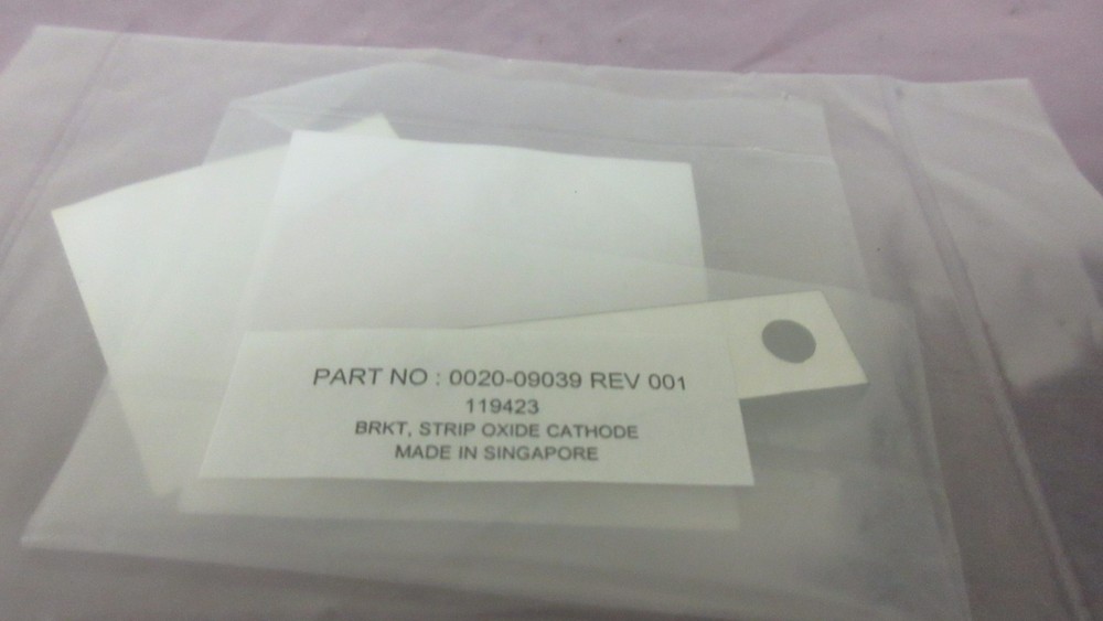 4 AMAT 0020-09039 BRACKET, STRIP, OXIDE CATHODE 407346