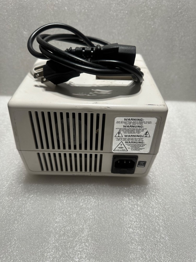 DOLAN-JENNER M4402 LabPro Powerlite High Intensity Illuminator