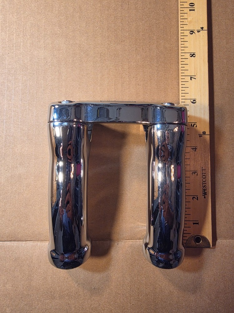 Genuine Harley Davidson 1" Handlebar Chrome Pullback Risers Clamp Bar Shield