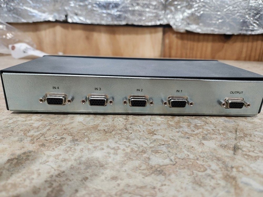 Kramer VP-41 4x1 VGA Video Mechanical Switcher (UNTESTED)
