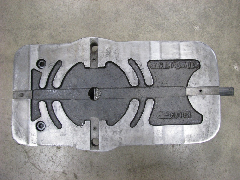 Kurt Type Angle Lock Mill Vise 6"