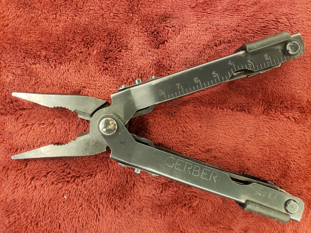 🔪 Gerber Multi Tool Black Needlenose MP600