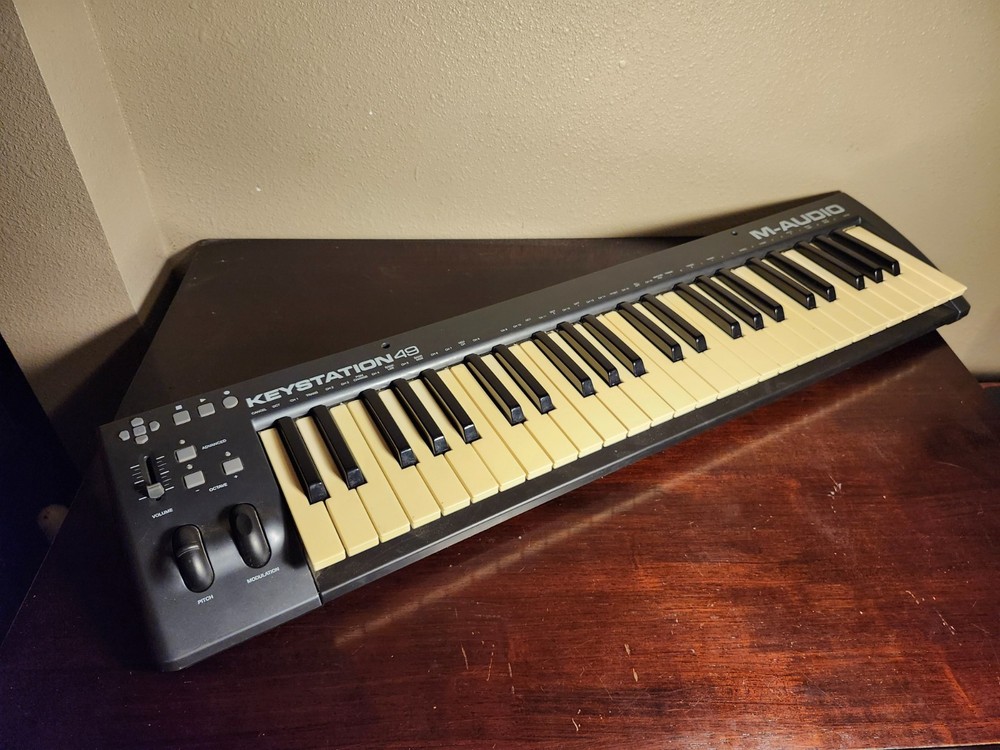 M-Audio Keystation 49 USB MIDI Keyboard/Controller