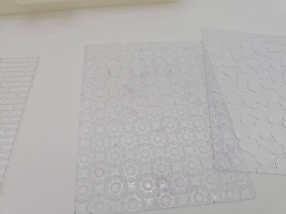 Walnut Hollow Clay Embossing Set -