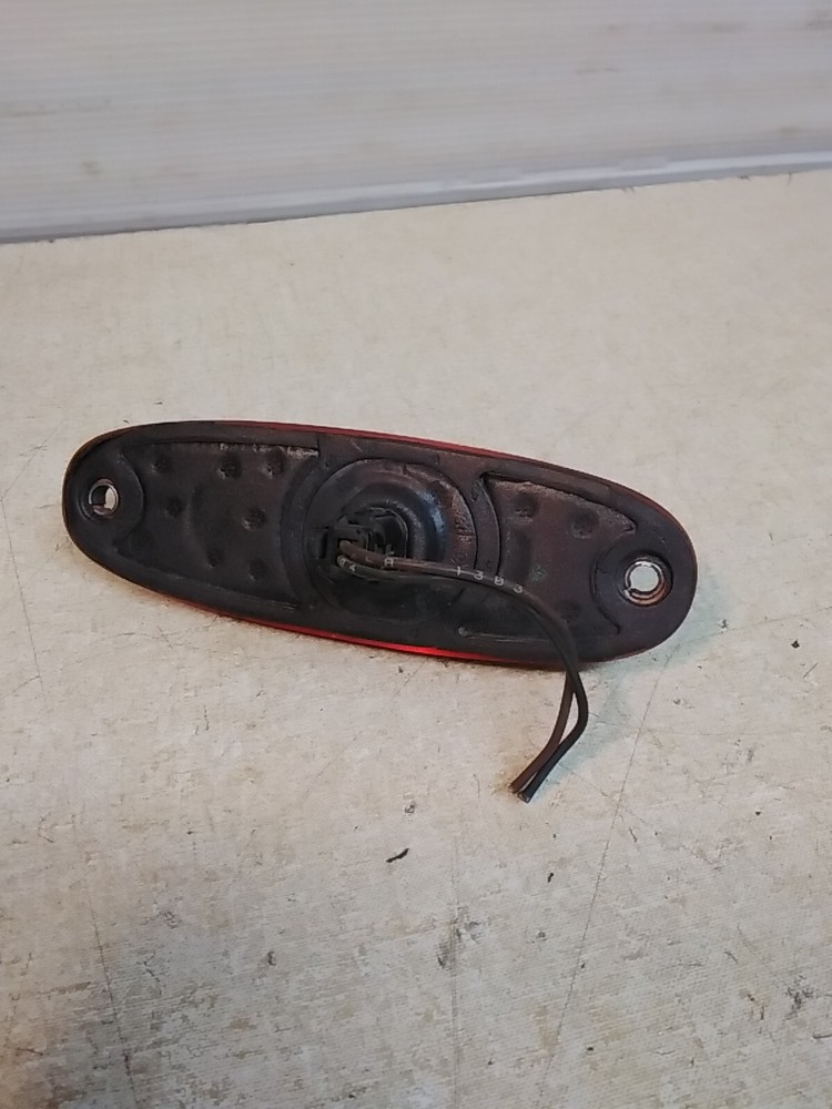 Freightliner Cascadia Amber Clearance Marker Light