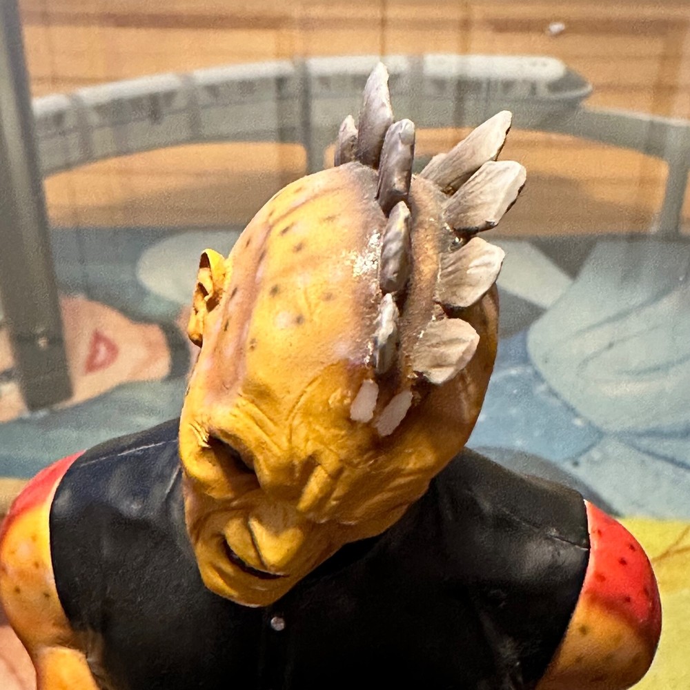 Buffy the Vampire Slayer Kulak Bust DAMAGED PLEASE READ