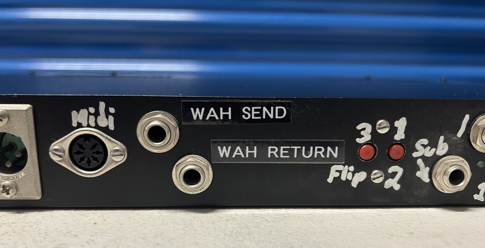 Custom Built Multi Amplifier Splitter Controller MIDI Iso Tranformers Axess Elec