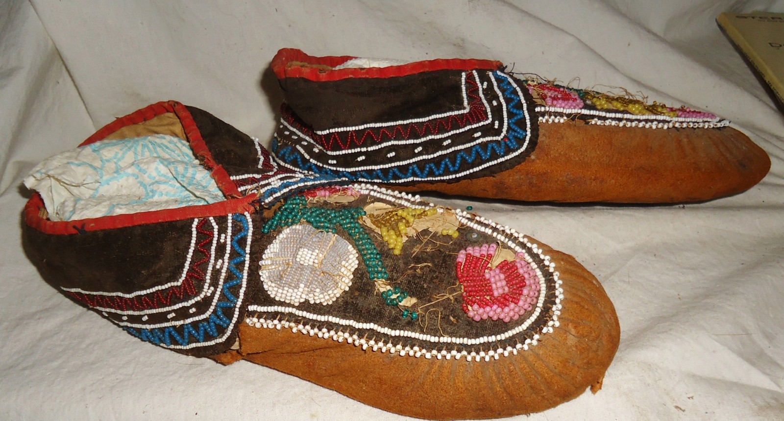 Native American iroquois Indian Softskin Moccasins