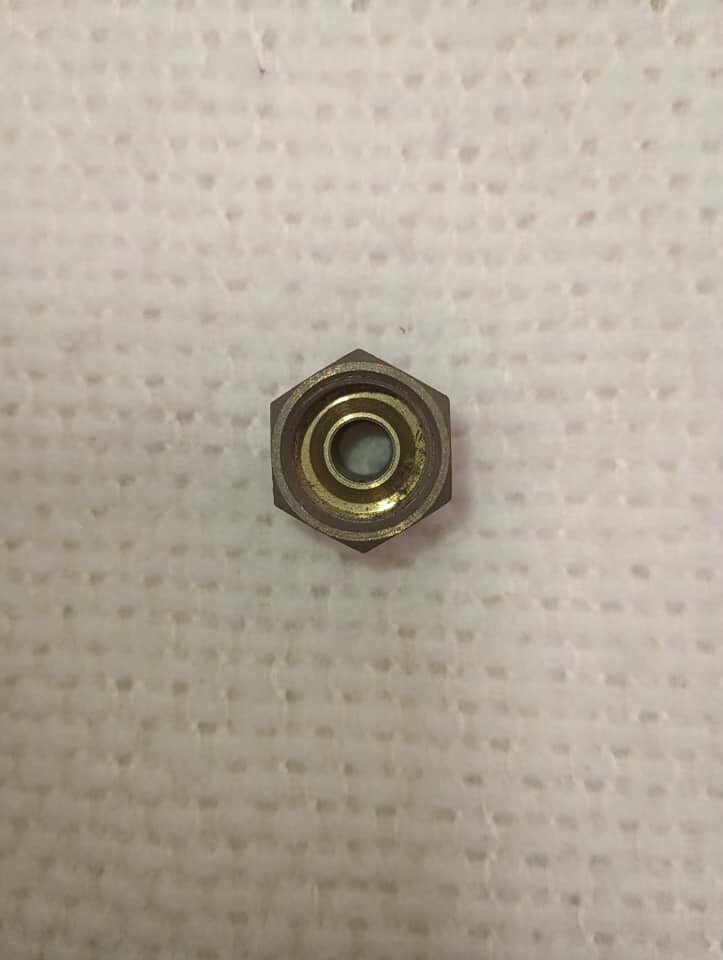PCM PLEASURECRAFT MARINE ENGINE FITTING R024146