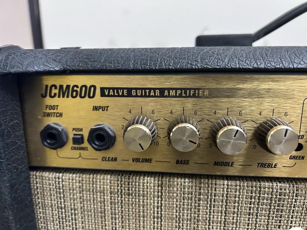 Marshall JCM600 1990s