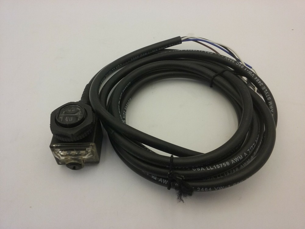 ALLEN BRADLEY 42EF-D1MPAK-A2 PHOTOELECTRIC DIFFUSE SENSOR SERIES A NNB
