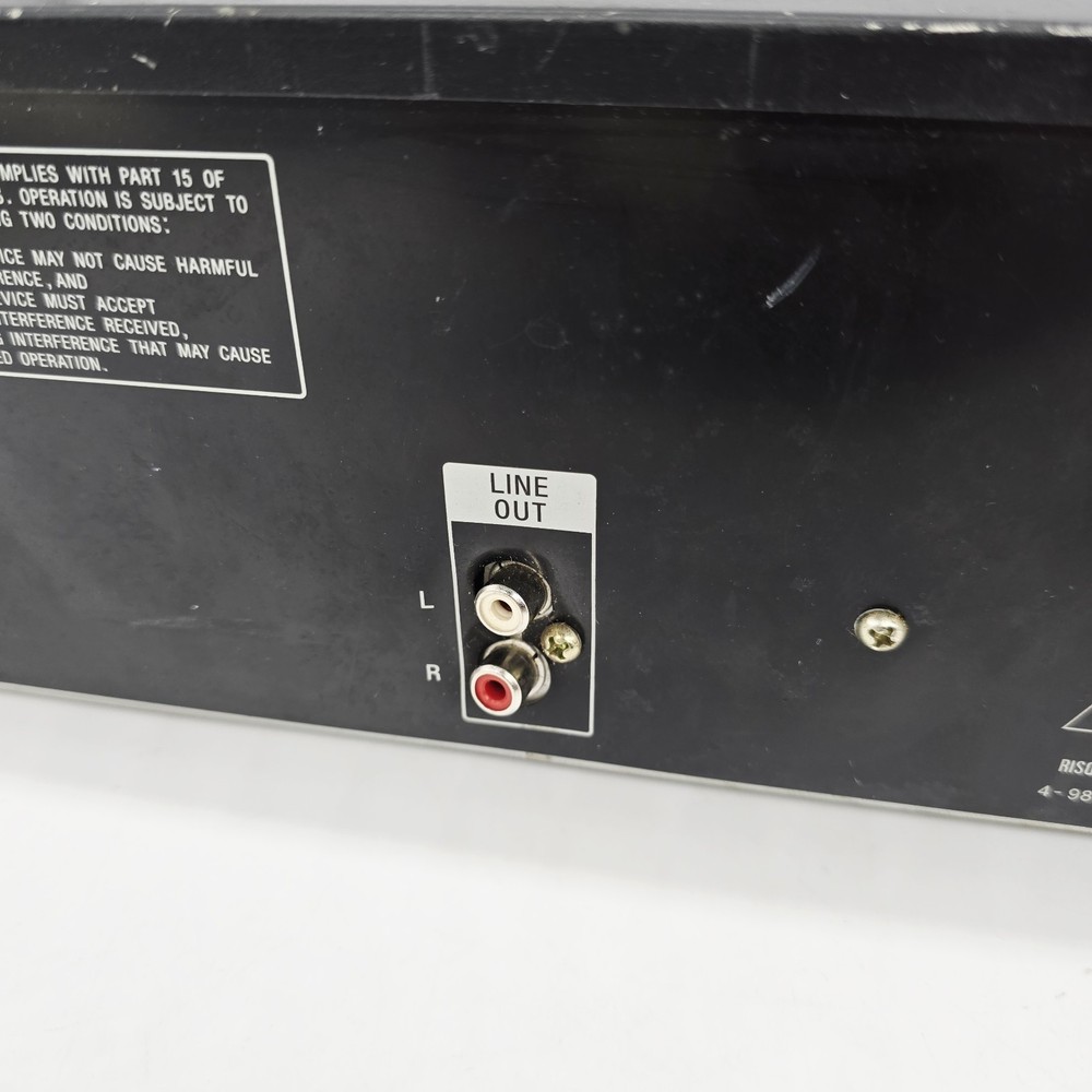 Sony CDP-C661 5 Disc CD Carousel Changer Player Compact Disc READ