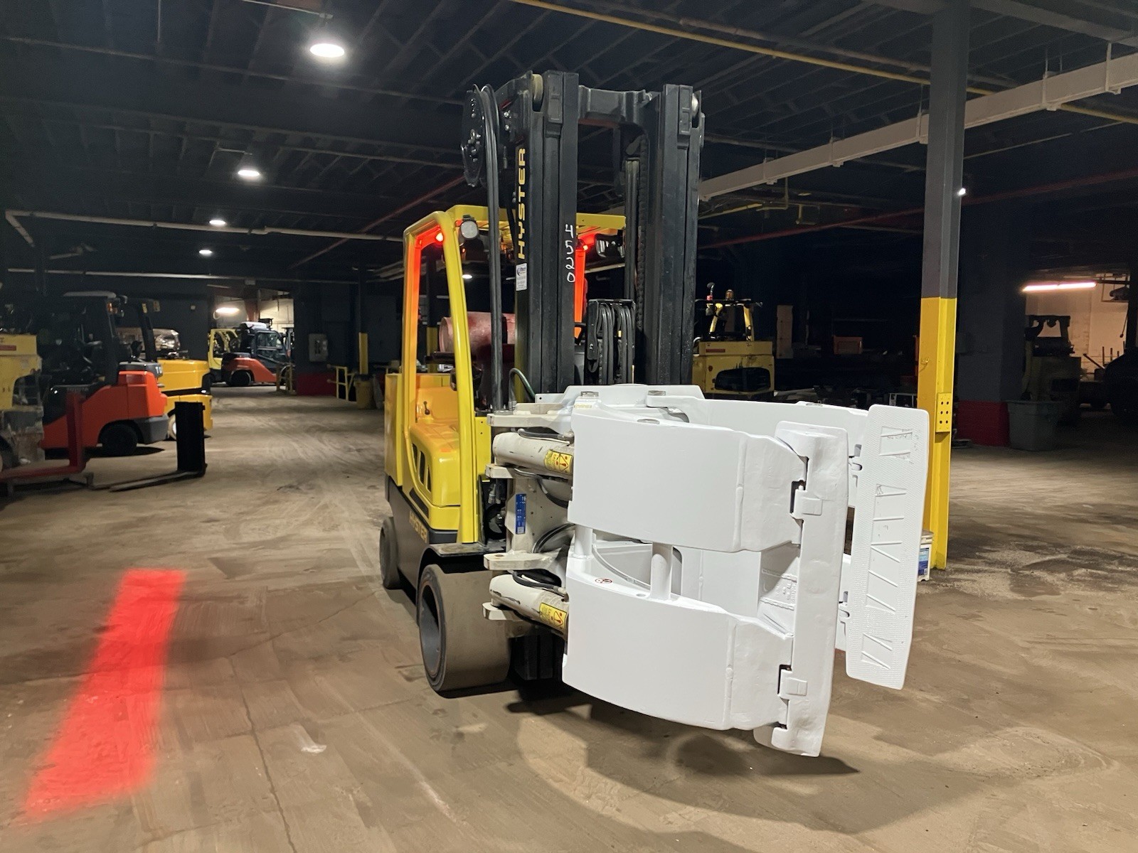 2019 Hyster S120FTPRS 12000lb Used Forklift Triple Mast Paper Roll Clamp