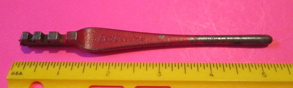 VINTAGE Red Devil INC 1024 Glass Cutter
