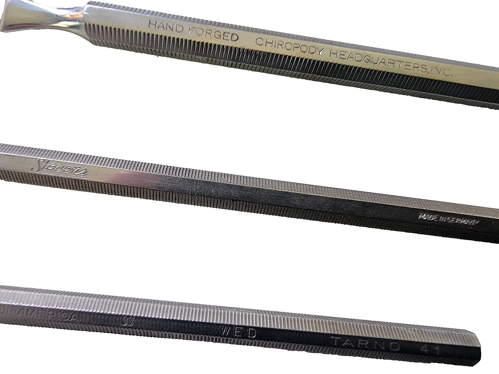 ANTIQUE 43 PC. SCALPEL & MEDICAL INSTRUMENTS KIT WITH VELVET-LINED ROLL-UP CASE