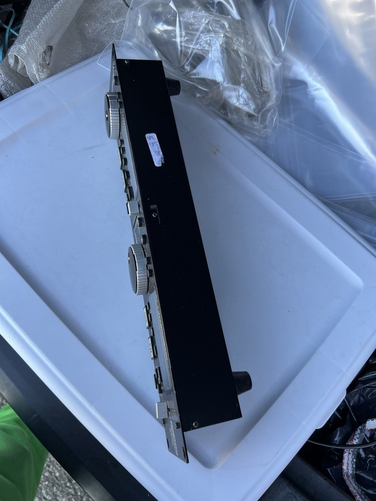 NUMARK MP302 Professional Dual MP3 CD Player With Controller Untested