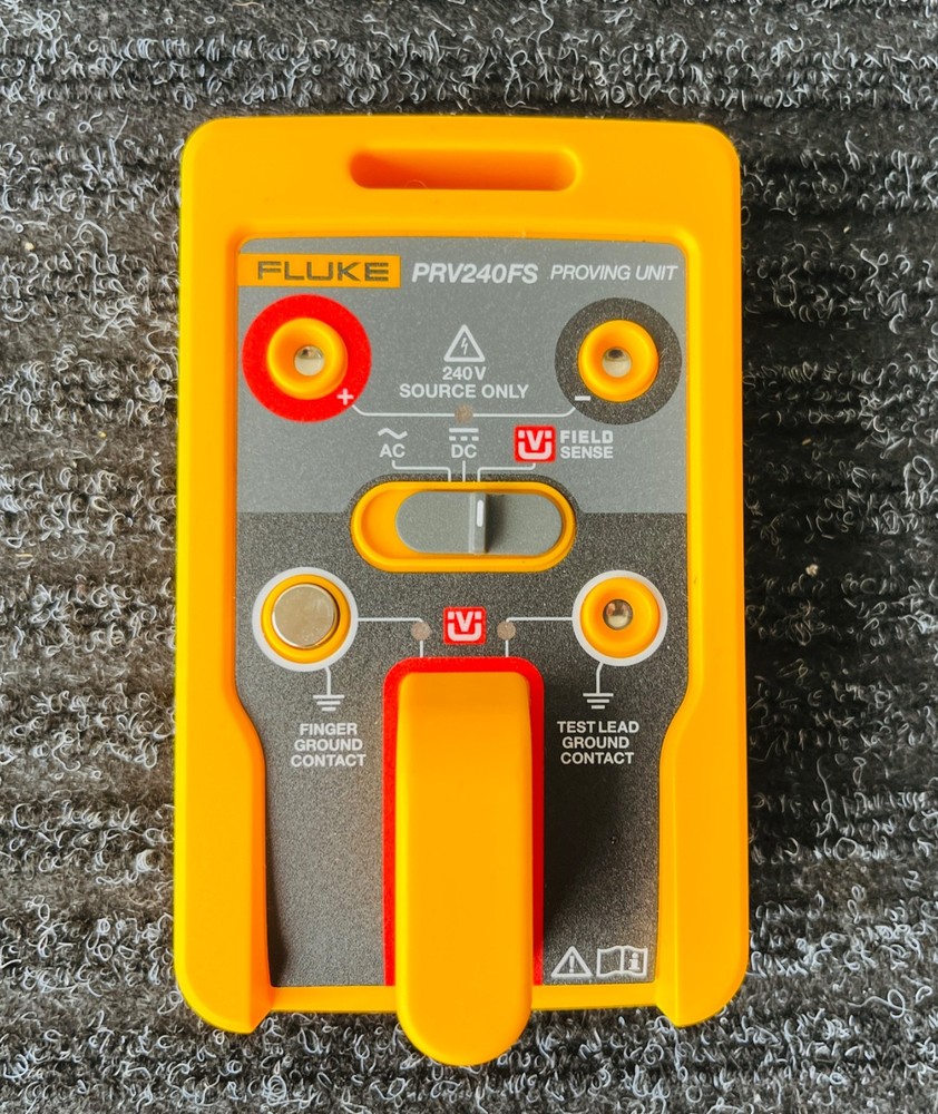 Fluke PRV240FS Proving Unit with FieldSense Technology
