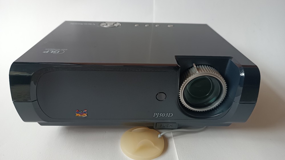 ViewSonic PJ503D Projector - Free Ship in US