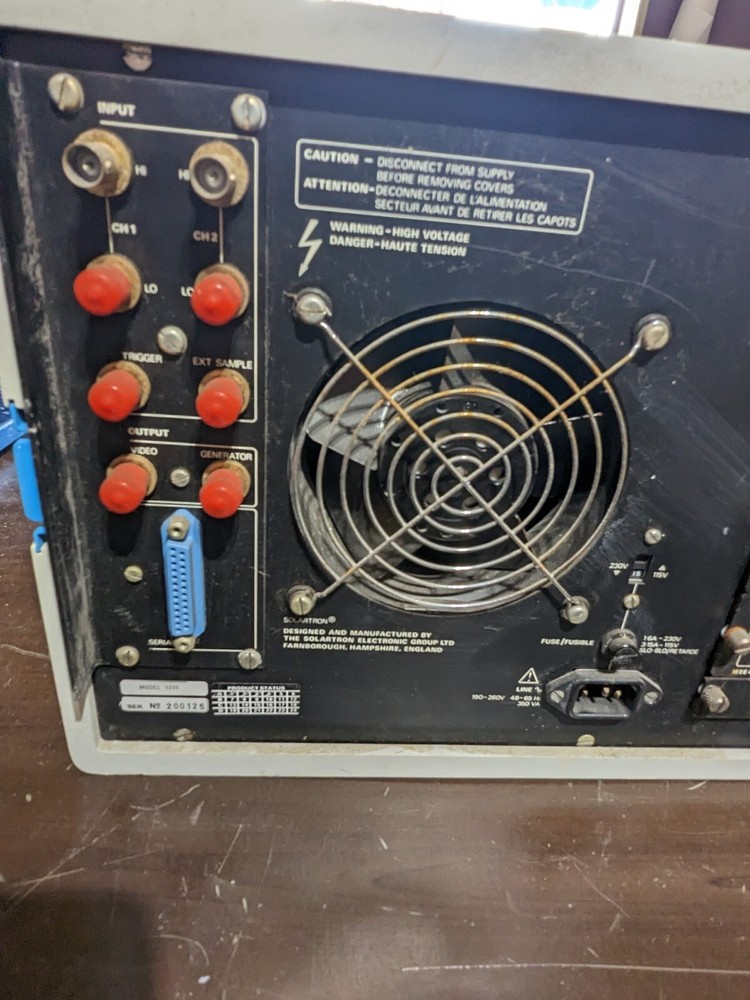 Solartron Schlumberger 1201 FFT Spectrum Analyzer