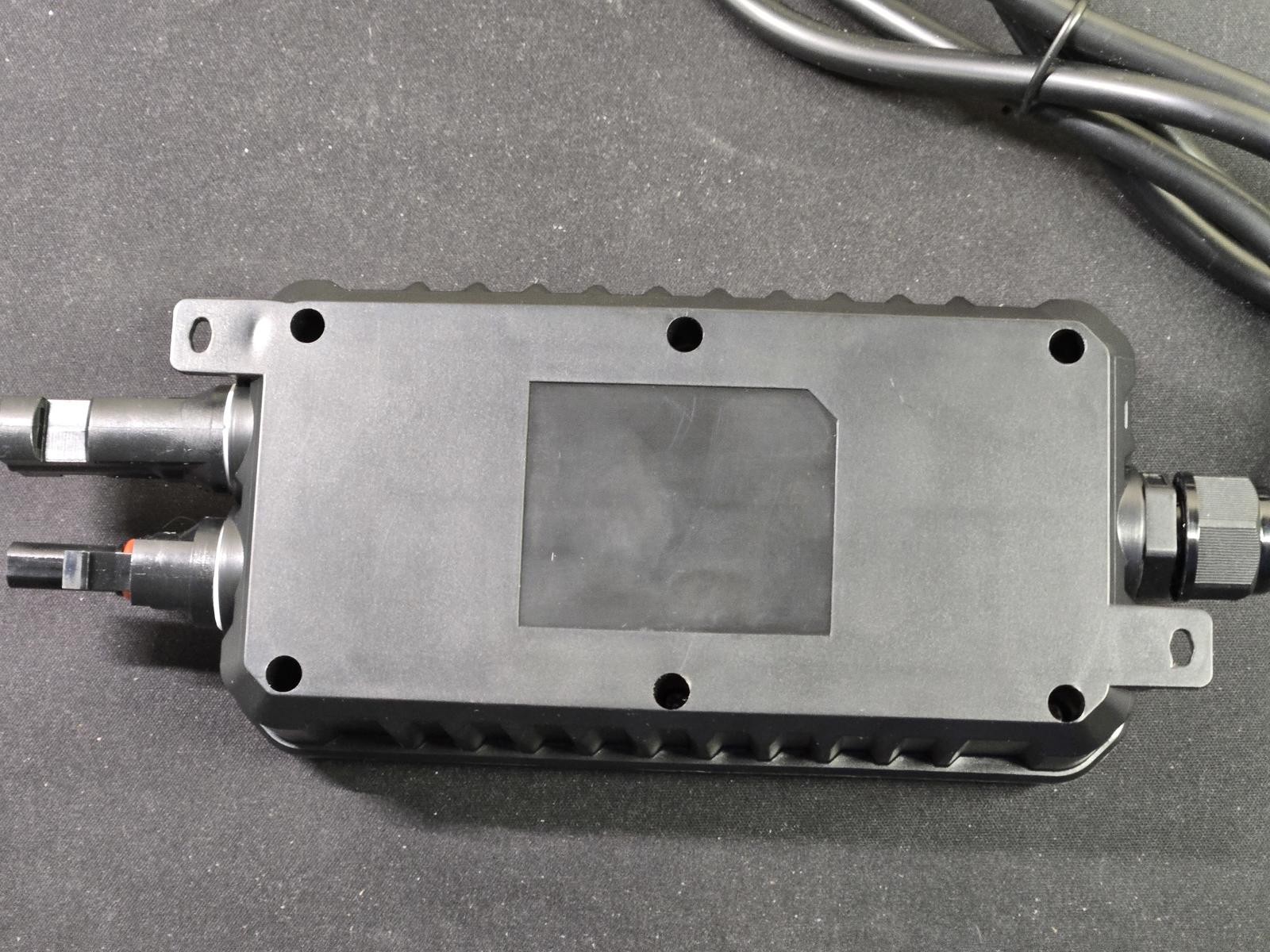 MPPT Solar Boost Controller for Solar Panels with MC4 Connector