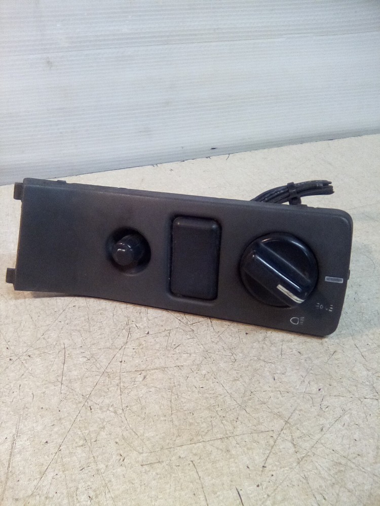 Volvo VNL 3980808 Light Switch Panel