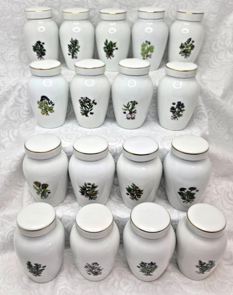 Gloria Vanderbilt Concepts 17 Ceramic SPICE JAR SET *Franklin Mint NICE!