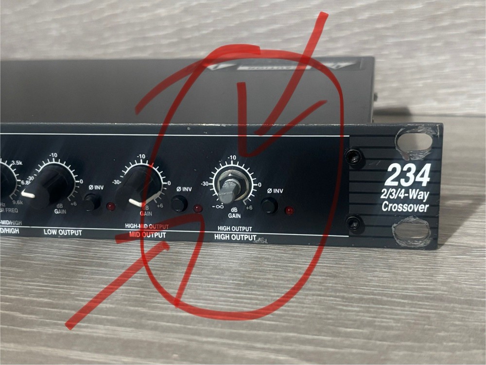 DBX Professional Prodcuts 234 2/3/4-Way Crossover - TESTED & WORKING