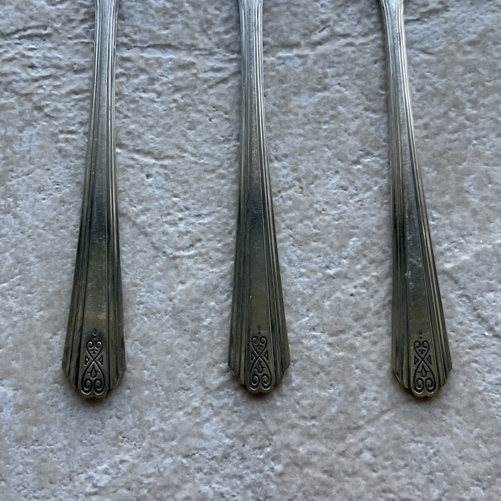 National Silver Co. Moderne Pattern Silverplate Flat Handle Butter Spreader 3 PC