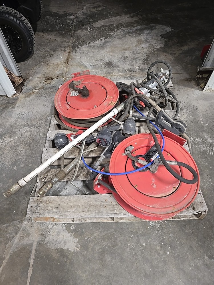 Oil Pumps And Reels
