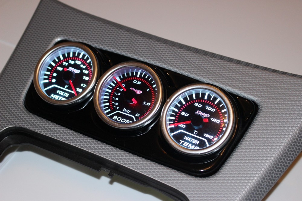 BMW E90 E92 E93 Centre Console Gauge Holder 3 Hole 52mm - Gloss Black ABS