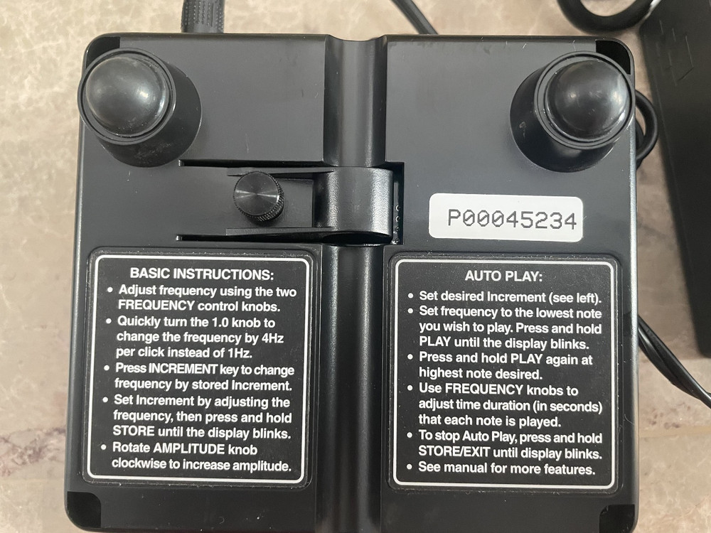 PASCO WA-9867 Scientific SINE WAVE GENERATOR