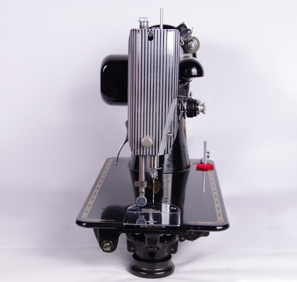 SINGER 201-2 Sewing Machine - Professionally Restored & Adjusted.