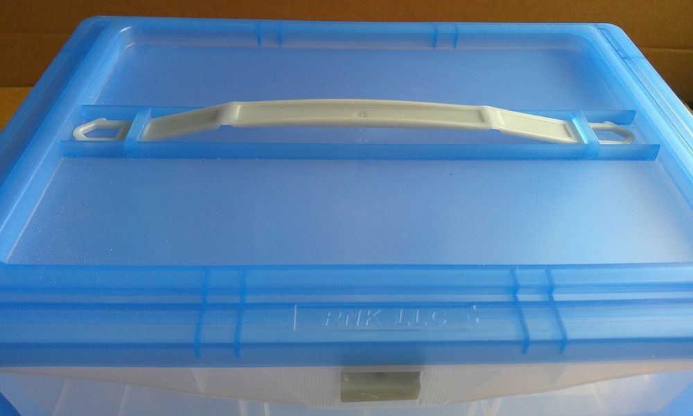 DOLEDO 30-Spool Thread Two-Drawer Carrier Storage Box With Carry Handle
