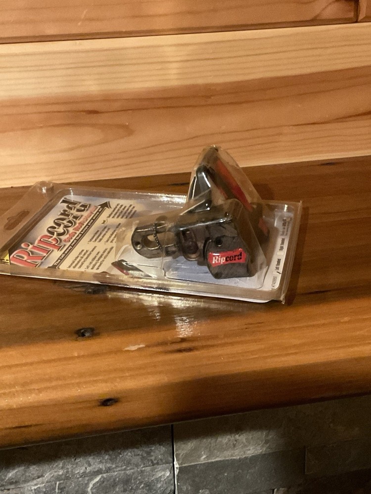 Ripcord Code Red Drop Away Camo Arrow Rest - Left Hand Cable Driven Fall Away LH