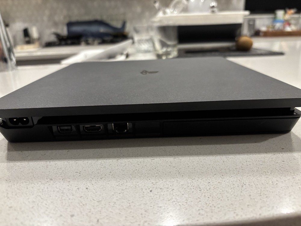 PS4 For Sell 125$ Nothing Is Wrong With It HMU
