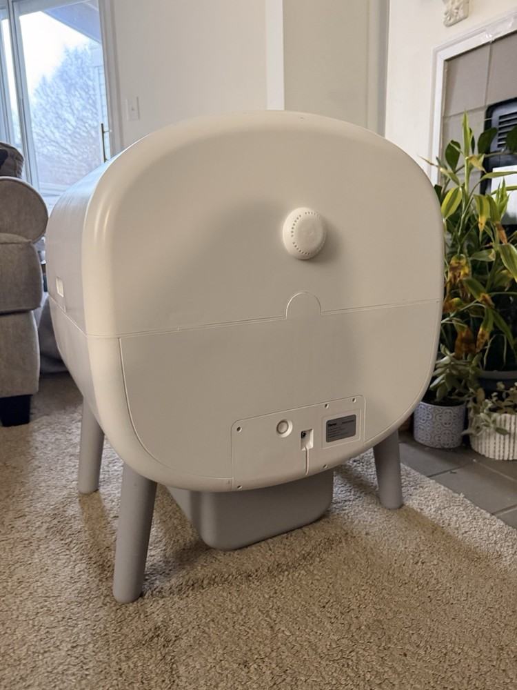 Smart Automatic Self-Cleaning Cat Litter Box with Wi-Fi, White