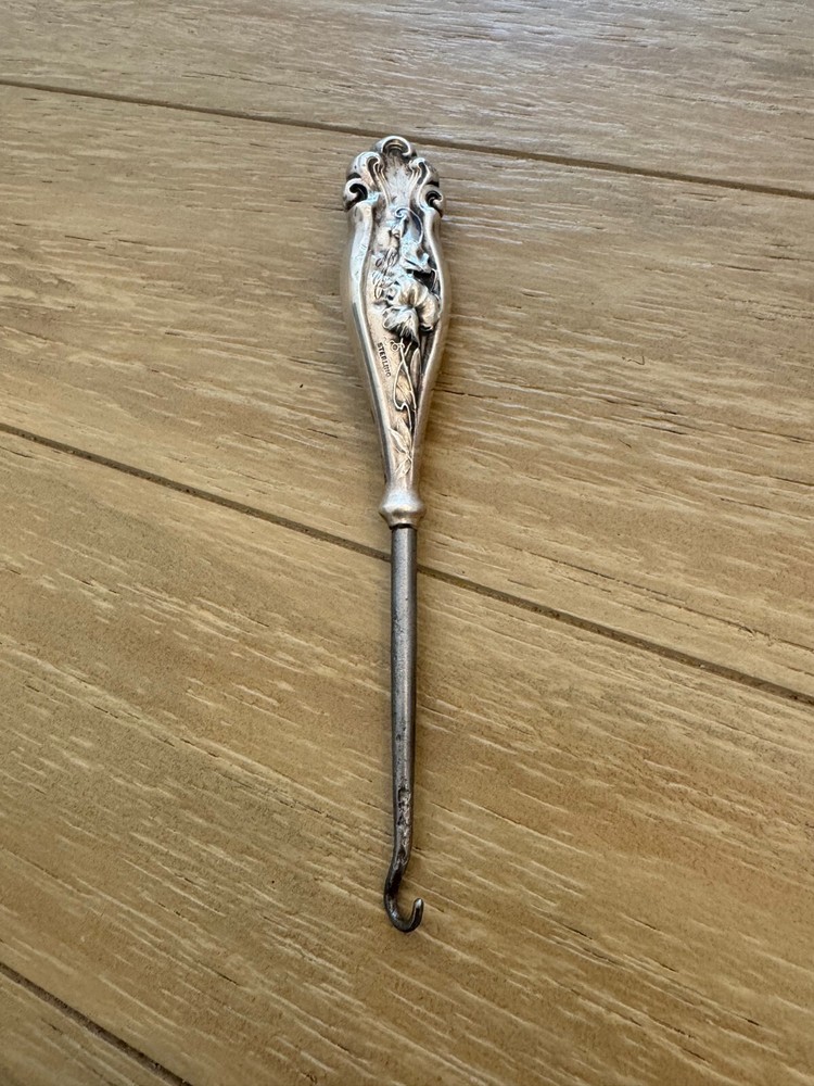 Antique Sterling Silver Handle Button Hook Art Nouveau Flower Design & Monogram