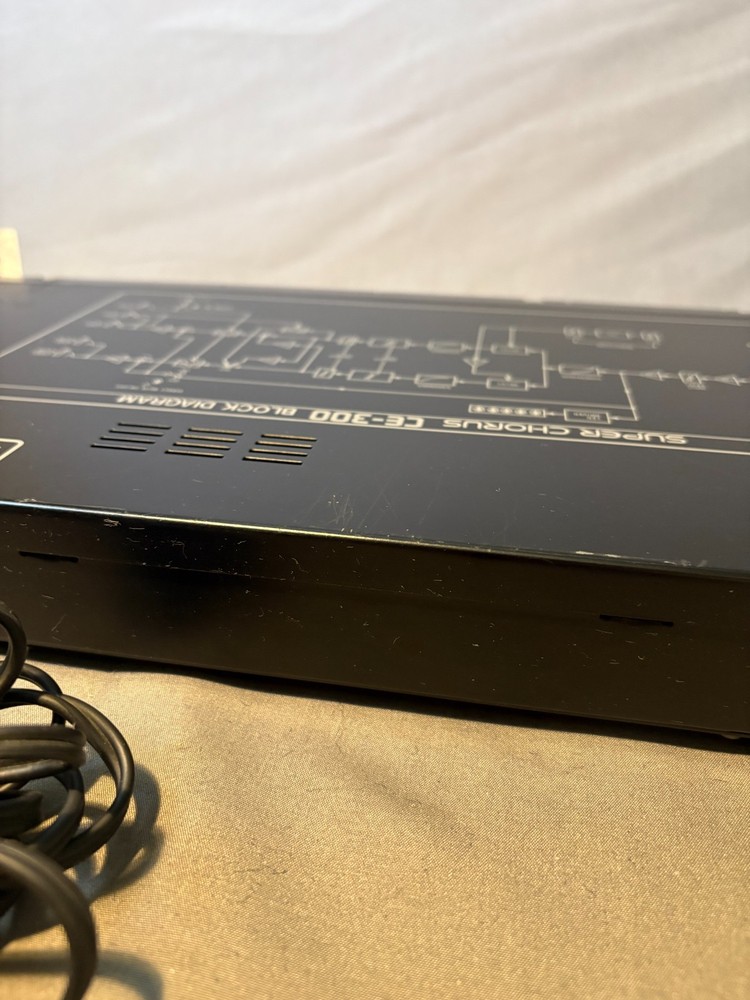 Boss CE-300 Super Chorus Guitar Effects Processor