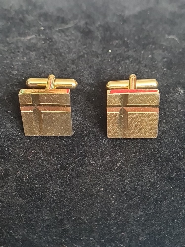 Vintage Gold Tone Square Cufflinks
