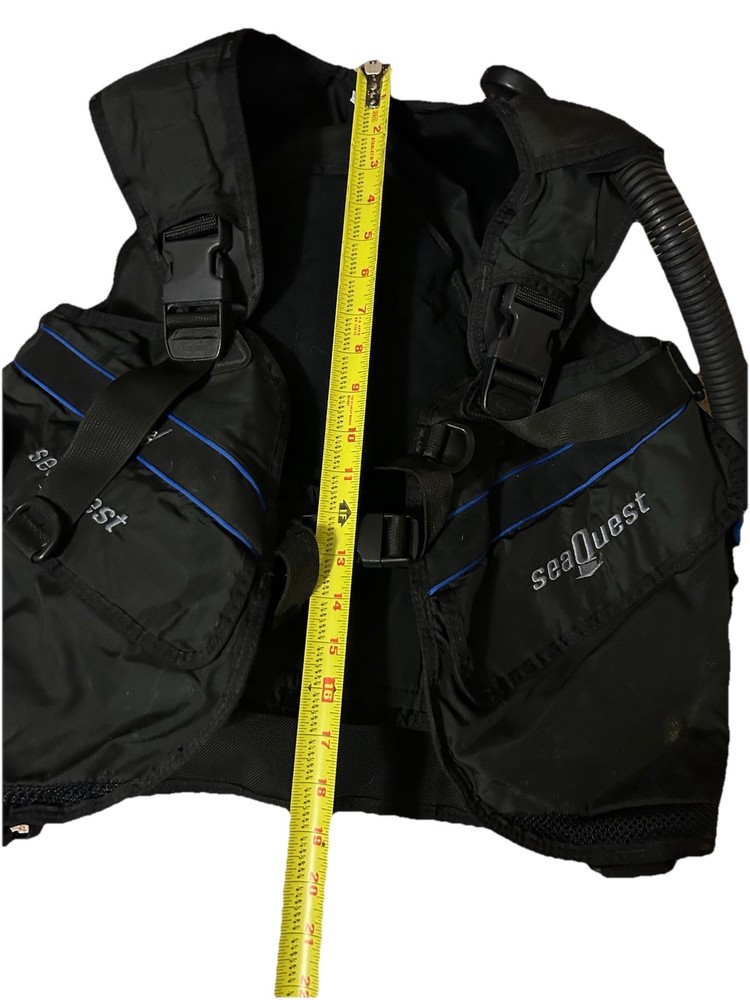 Seaquest Scuba Dive Vest Size Medium SPECTRUM 2 ADV