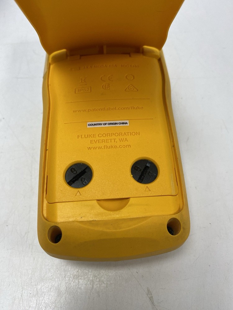 Fluke 712B RTD Temperature Calibrator