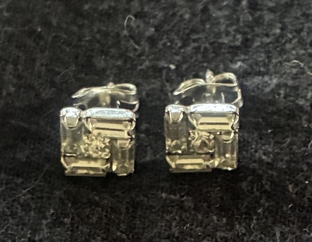 Vintage Rhinestone Stud Earrings